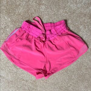 Lululemon Lipgloss Pink Lined 2.5” Running Shorts size 4